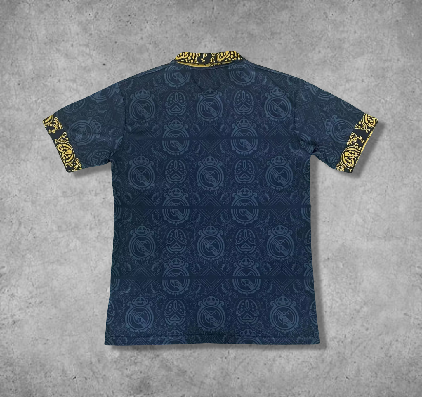 Real Madrid "El Oro Oscuro" Premium Kit