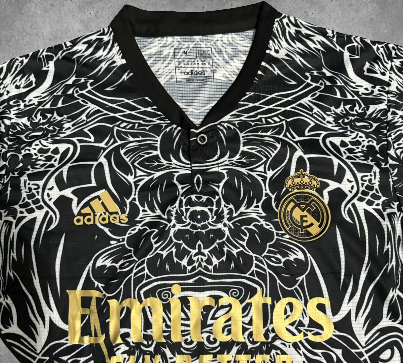 Real Madrid "Serpentis" Premium Kit