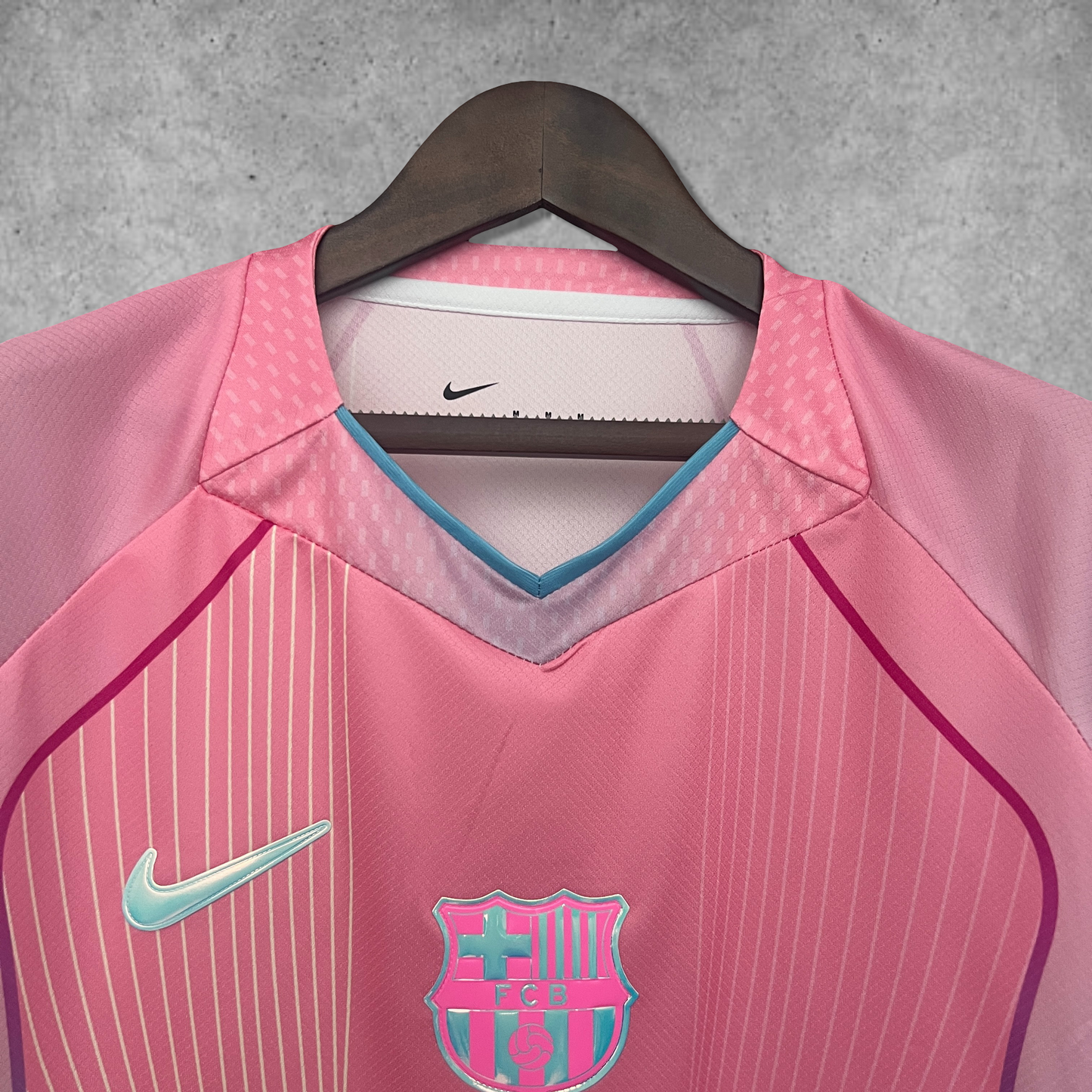 FC Barcelona "Aurora" Premium Kit