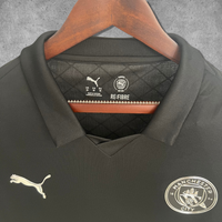 25/16 Manchester City Away Kit