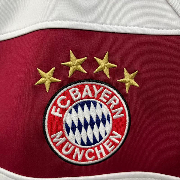 Bayern 25/26 Premium Sweatshirt